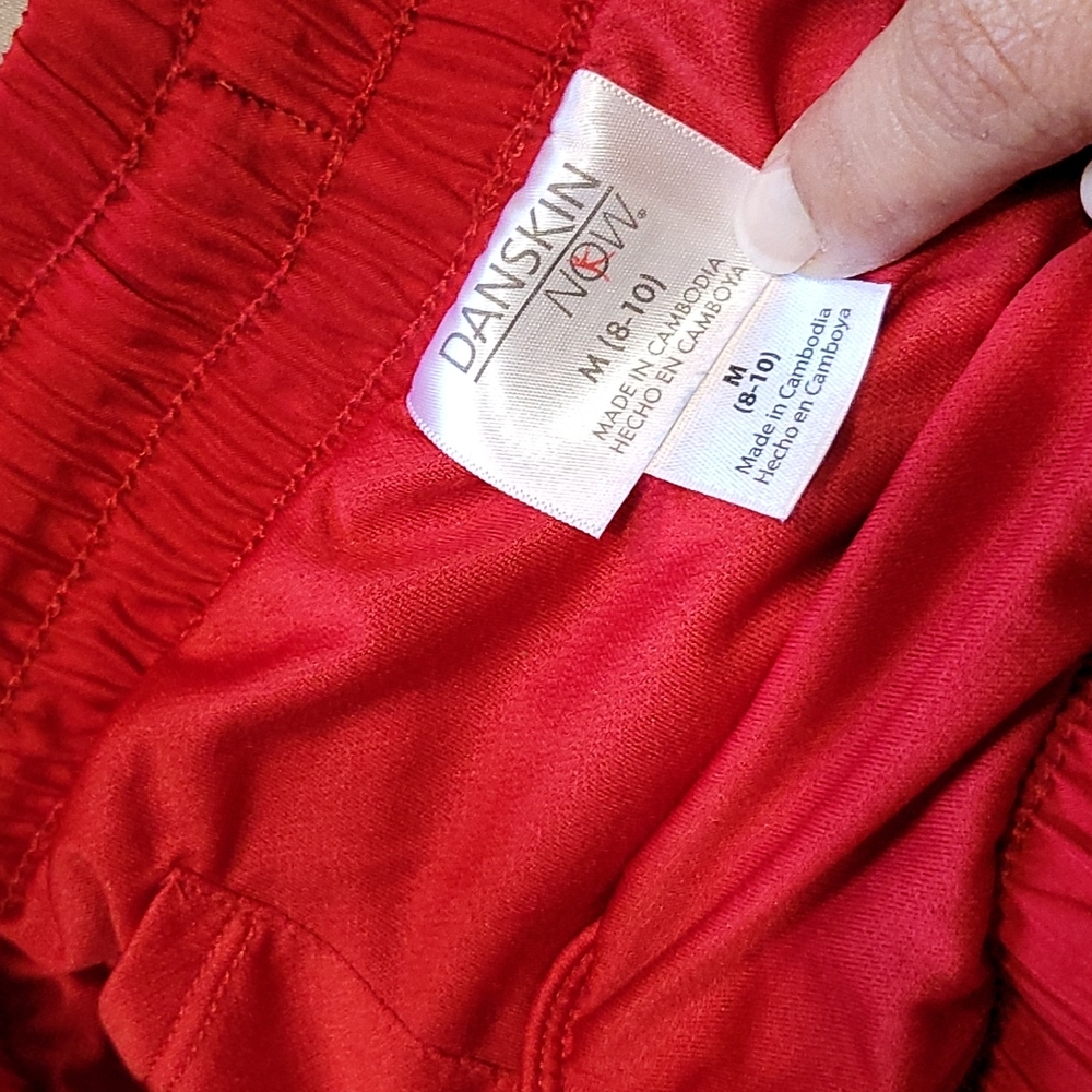 Shorts - Picture 3 of 4